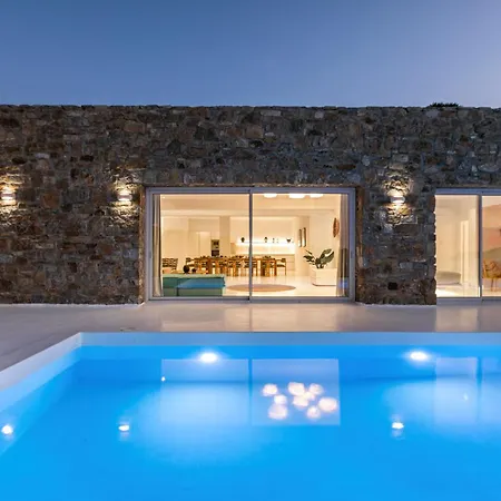Casa *